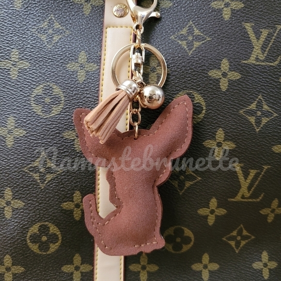 Chihuahua Dog Crystal Rhinestone Keychain Bag Charm With Tan Tassel - Picture 13 of 17